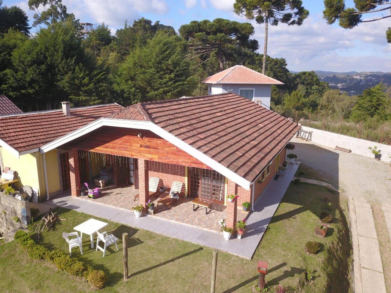 Casa Aconchegante Na Montanha Apartment Campos do Jordao Bagian luar foto