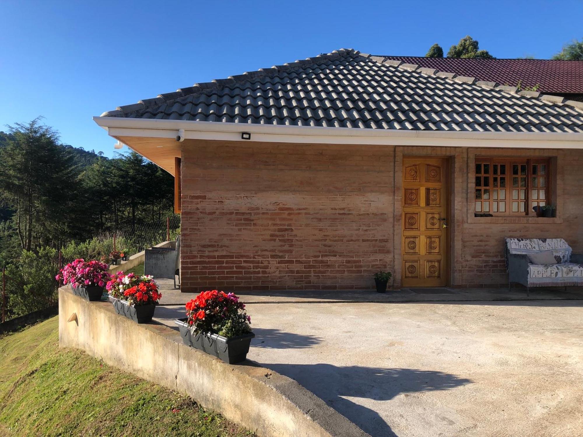 Casa Aconchegante Na Montanha Apartment Campos do Jordao Bagian luar foto