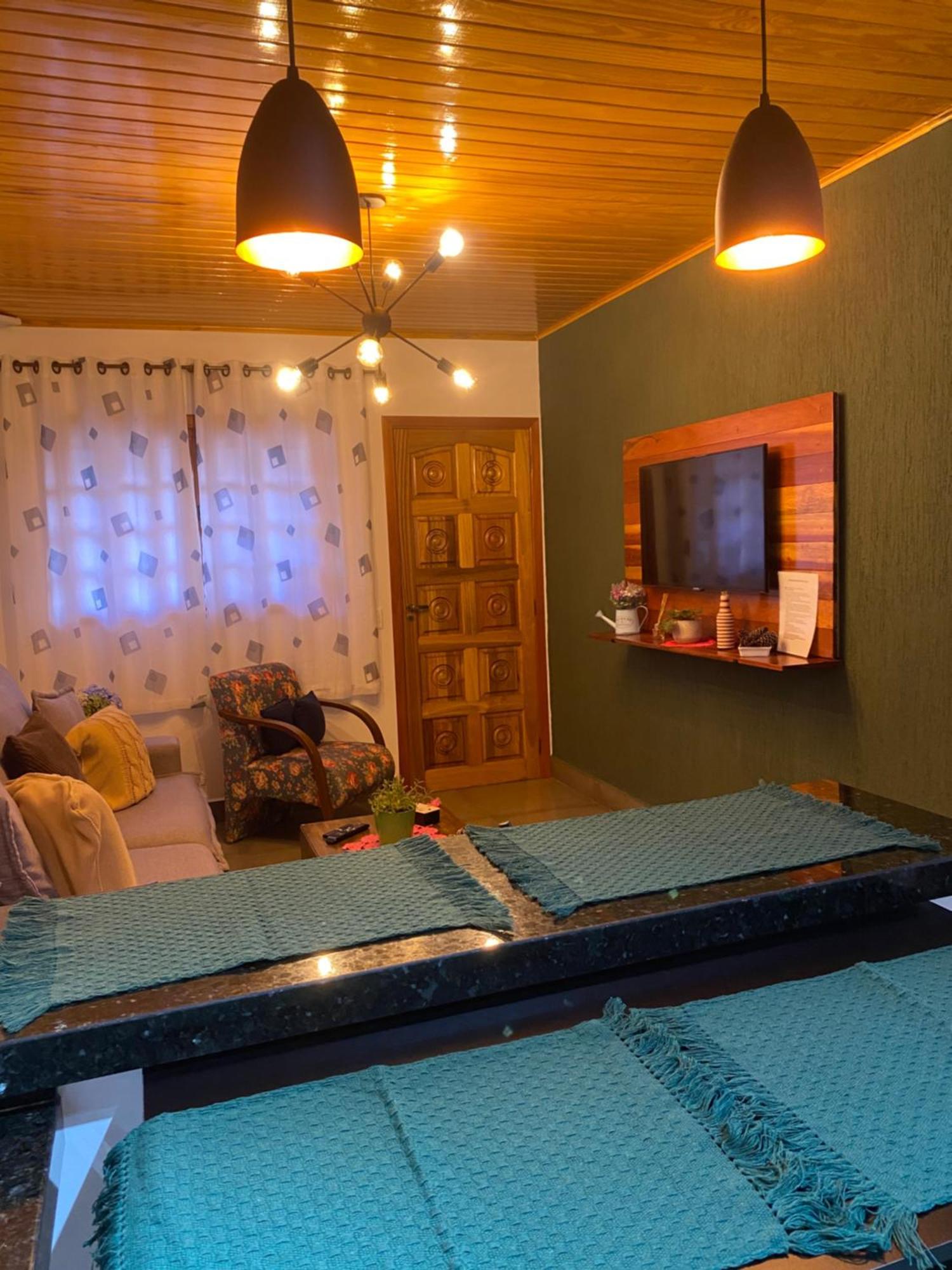 Casa Aconchegante Na Montanha Apartment Campos do Jordao Bagian luar foto
